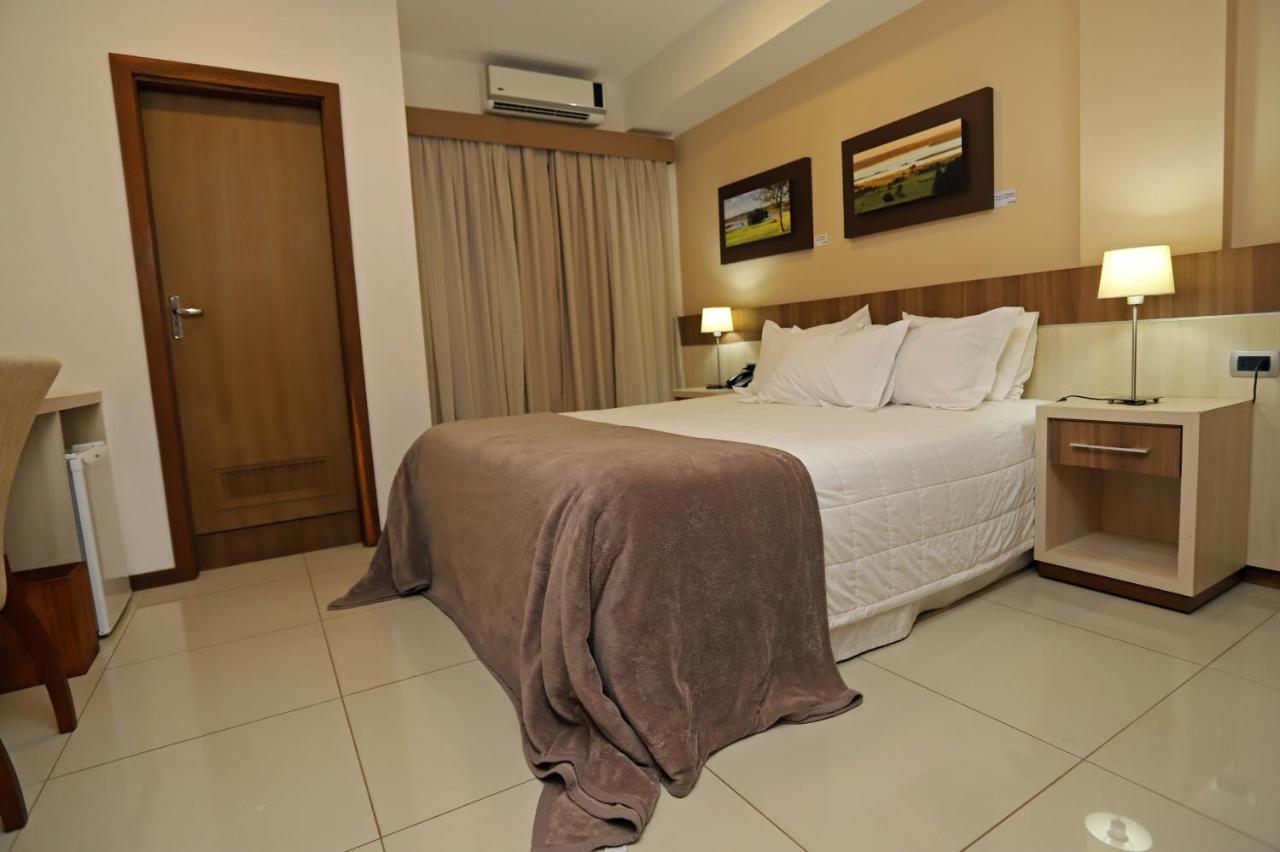 Bella Vista Hotel - Encarnación 外观 照片