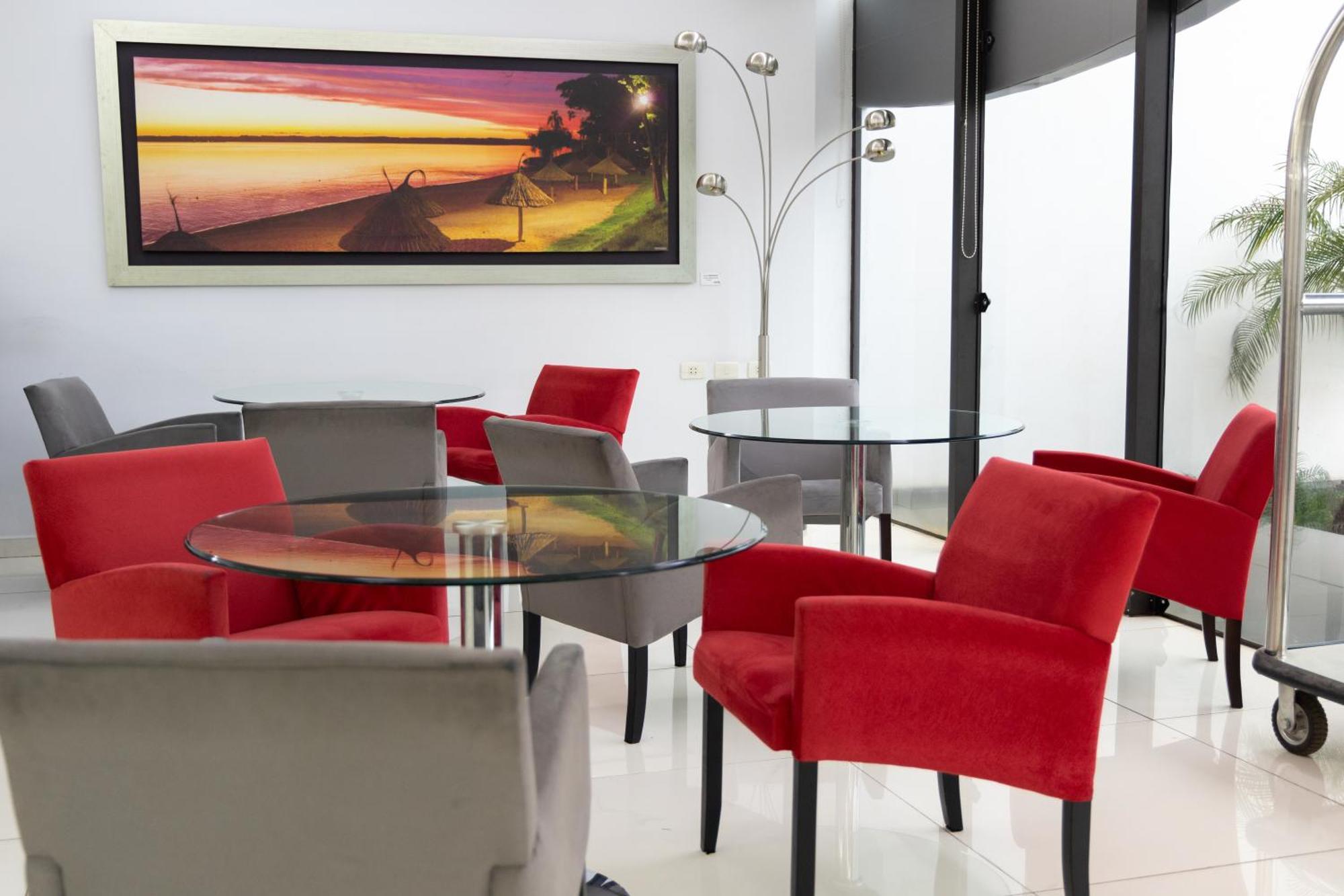 Bella Vista Hotel - Encarnación 外观 照片